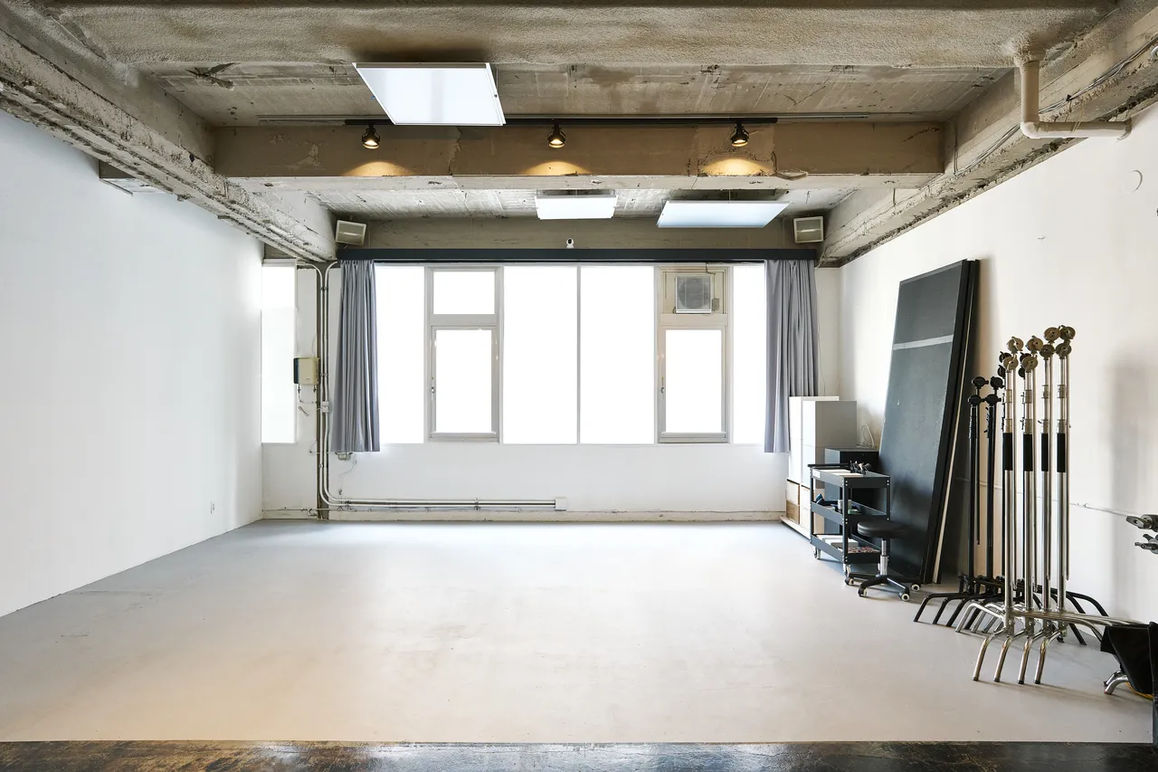 Studio SHIKAKU